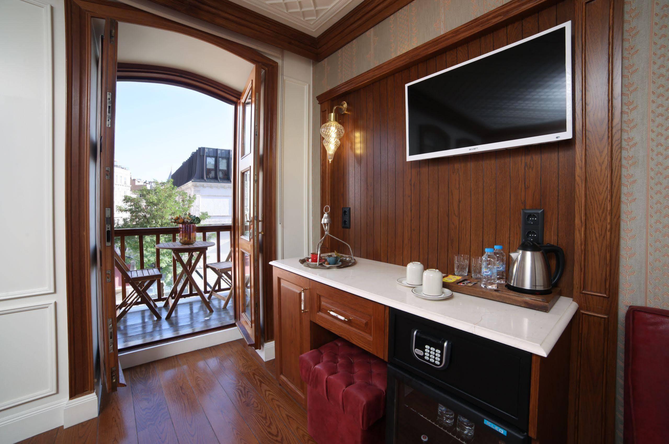 Medar Hotel Istanbul Exterior photo